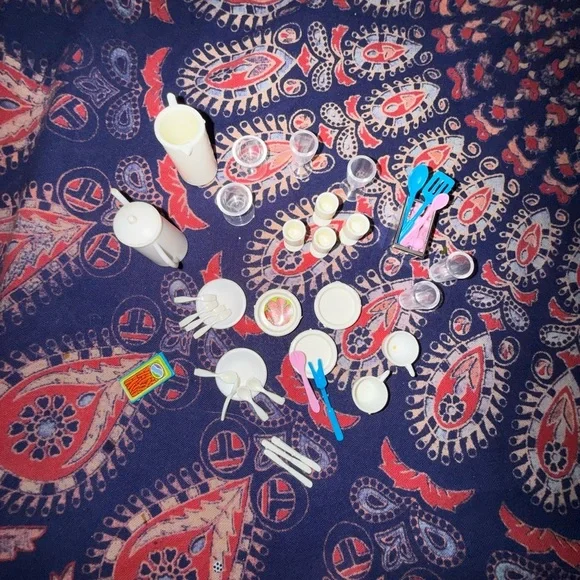 VTG Colorful Dollhouse Kitchen Set - Picture 4 of 9